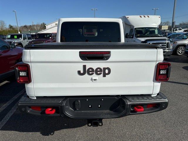 new 2024 Jeep Gladiator car, priced at $68,740