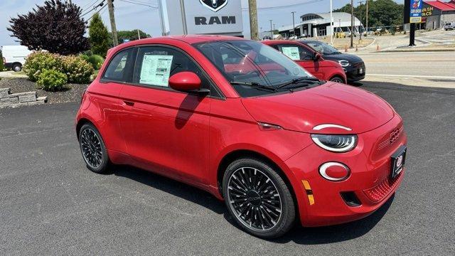 new 2024 FIAT 500e car, priced at $33,595