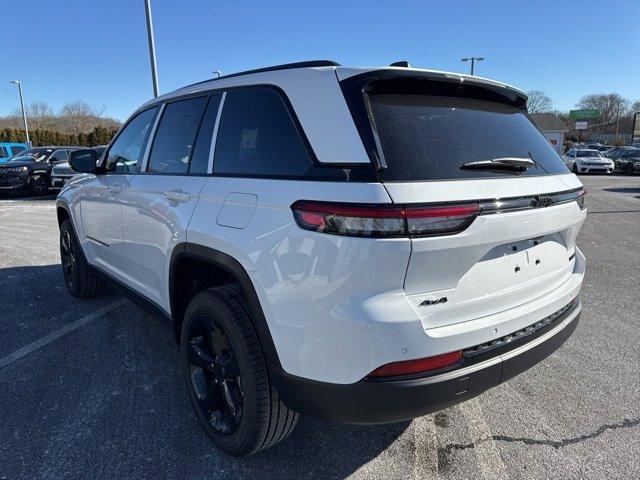 new 2025 Jeep Grand Cherokee car, priced at $49,440