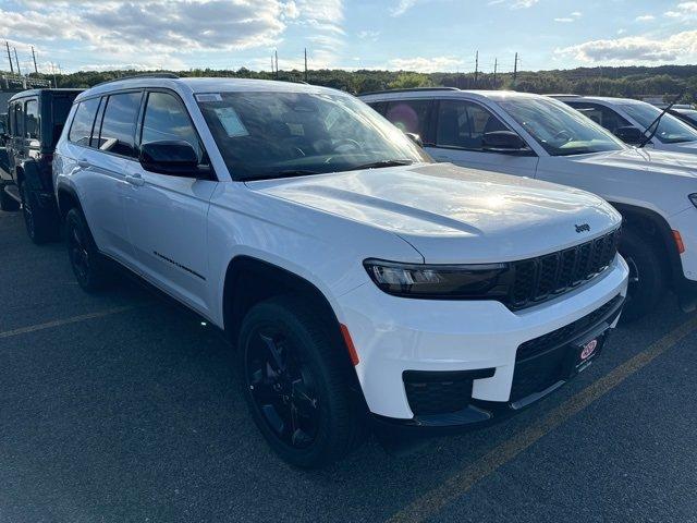 new 2024 Jeep Grand Cherokee L car, priced at $45,775