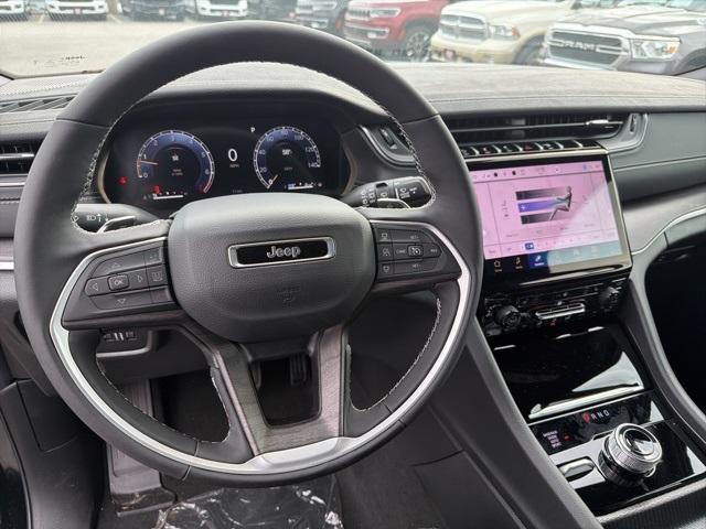 new 2025 Jeep Grand Cherokee car, priced at $47,380