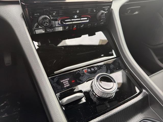 new 2025 Jeep Grand Cherokee car, priced at $47,380