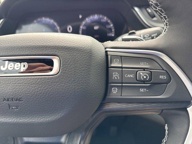 new 2025 Jeep Grand Cherokee L car, priced at $41,679