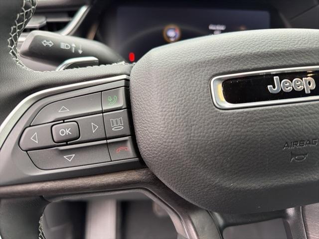 new 2025 Jeep Grand Cherokee L car, priced at $52,784