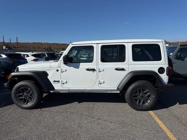 new 2025 Jeep Wrangler car, priced at $53,235