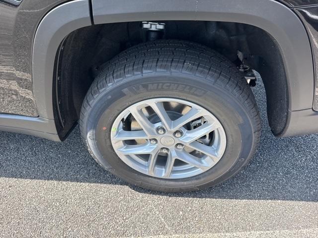 new 2025 Jeep Grand Cherokee L car, priced at $41,015