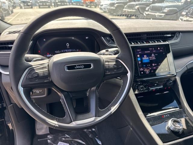 new 2025 Jeep Grand Cherokee L car, priced at $41,015