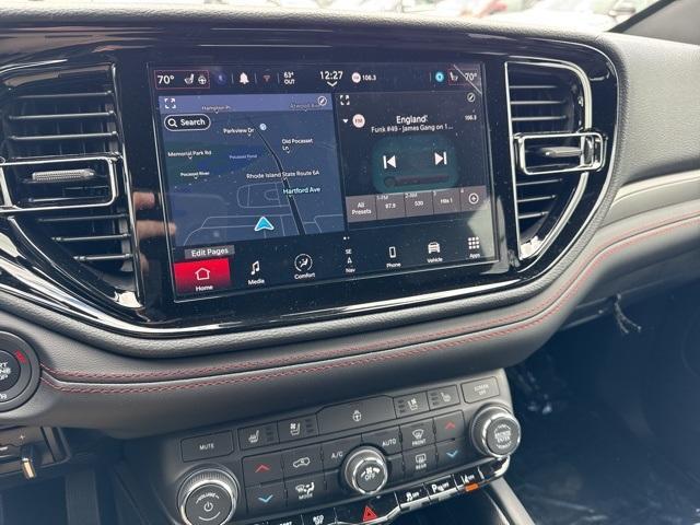 new 2025 Dodge Durango car, priced at $44,073