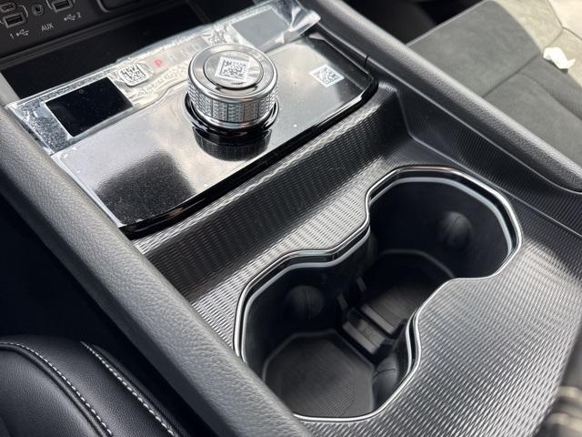 new 2025 Jeep Grand Cherokee car, priced at $42,115