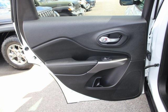 used 2022 Jeep Cherokee car, priced at $23,550