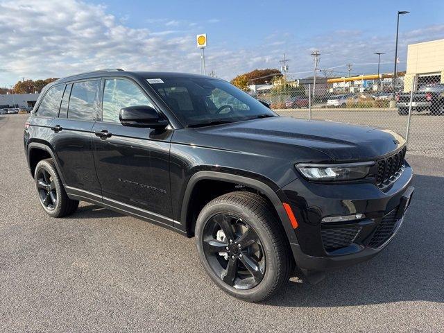 new 2025 Jeep Grand Cherokee car, priced at $51,035