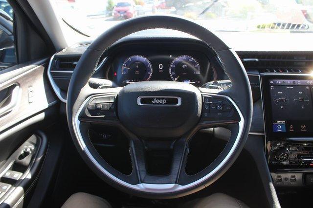 used 2024 Jeep Grand Cherokee car, priced at $33,500