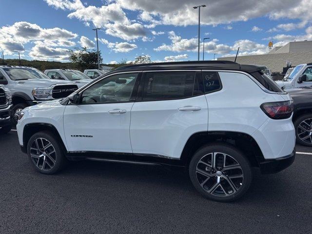 new 2024 Jeep Compass car, priced at $36,015