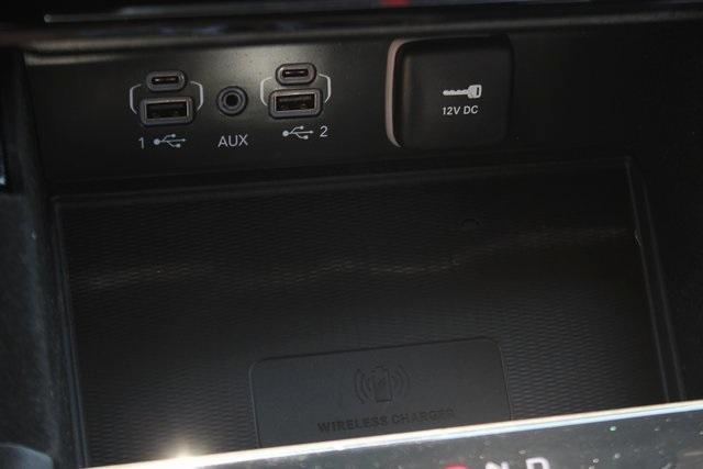 used 2022 Jeep Grand Cherokee car, priced at $39,499