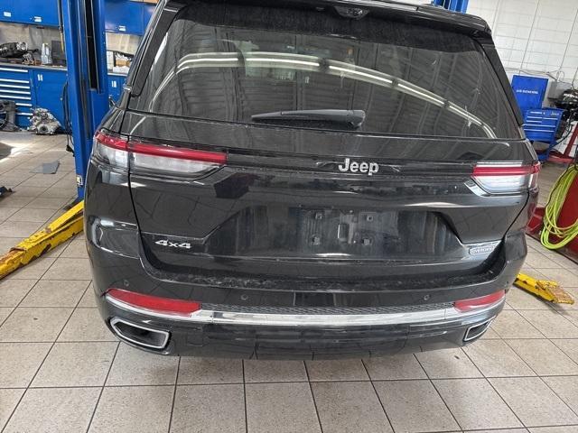 used 2022 Jeep Grand Cherokee car, priced at $39,500