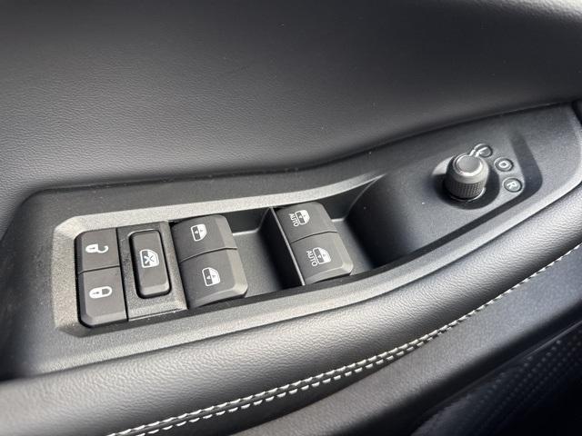 new 2025 Jeep Grand Cherokee car, priced at $47,152