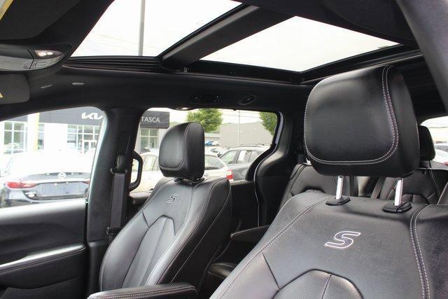 used 2024 Chrysler Pacifica car, priced at $39,500