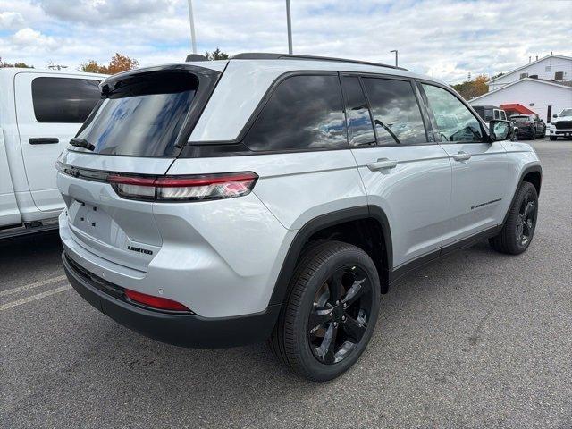 new 2025 Jeep Grand Cherokee car, priced at $49,833