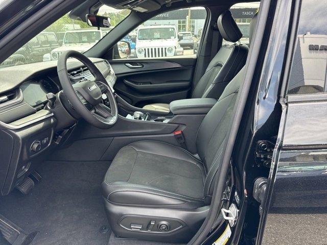 new 2025 Jeep Grand Cherokee car, priced at $43,710