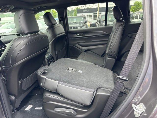 new 2025 Jeep Grand Cherokee L car, priced at $43,717