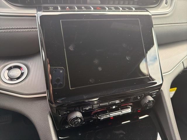 new 2025 Jeep Grand Cherokee car, priced at $47,688