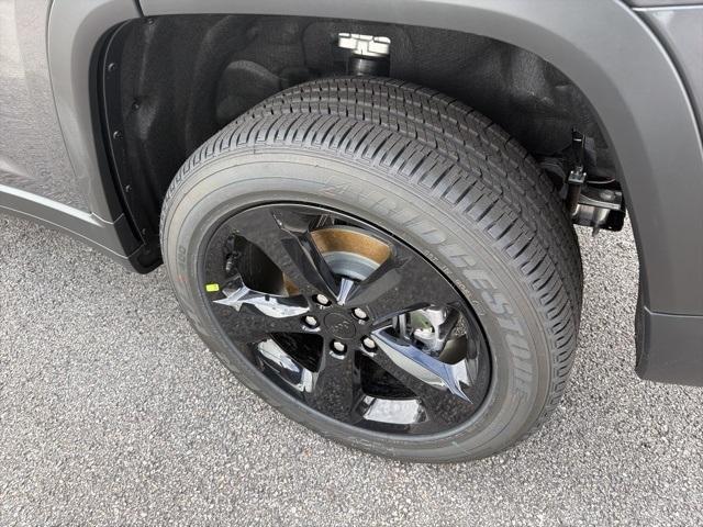 new 2025 Jeep Grand Cherokee car, priced at $47,688