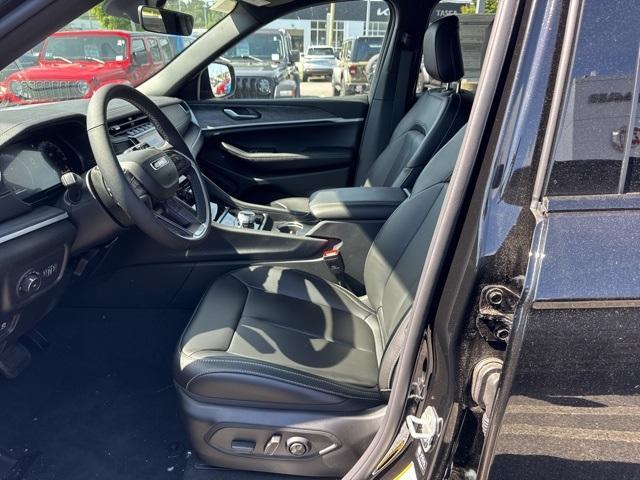 new 2025 Jeep Grand Cherokee L car, priced at $51,437