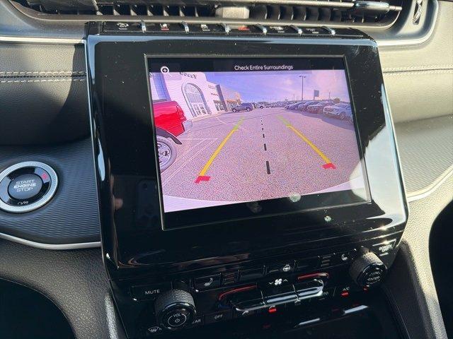 new 2025 Jeep Grand Cherokee car, priced at $47,152