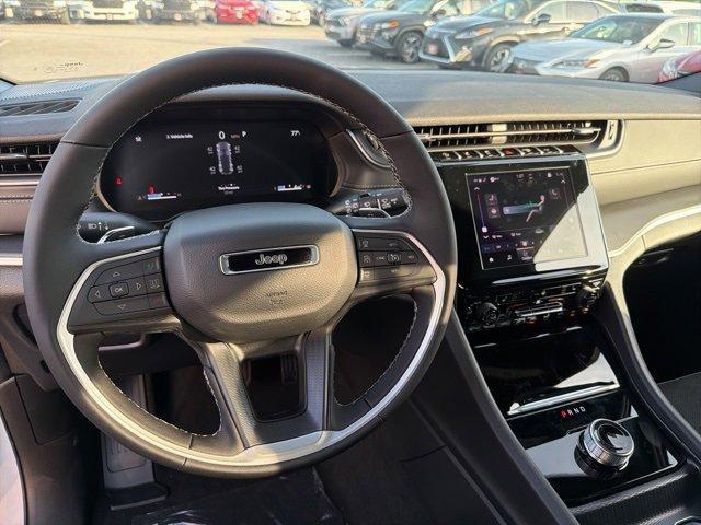 new 2025 Jeep Grand Cherokee car, priced at $47,152
