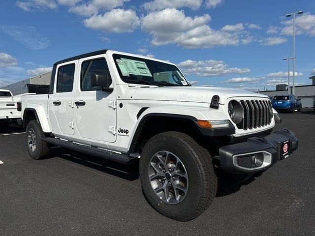 new 2024 Jeep Gladiator car, priced at $48,940