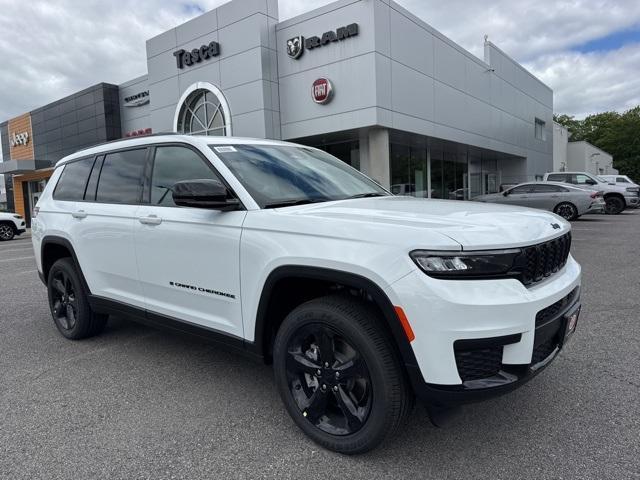 new 2025 Jeep Grand Cherokee L car, priced at $45,622