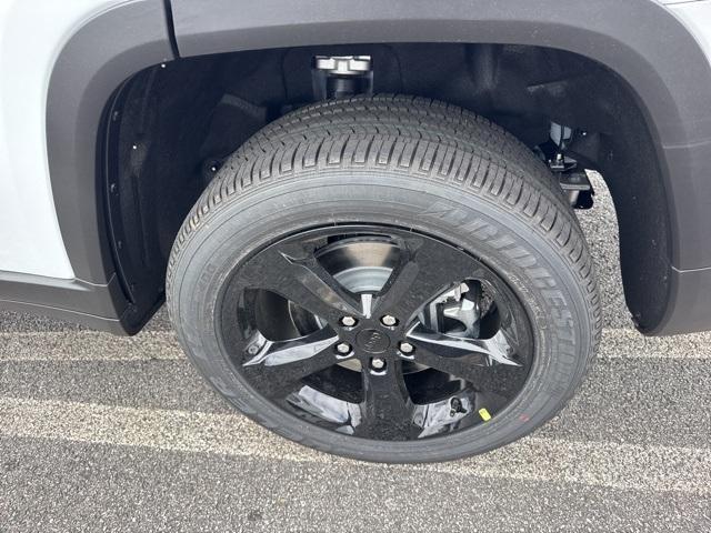 new 2025 Jeep Grand Cherokee L car, priced at $45,622