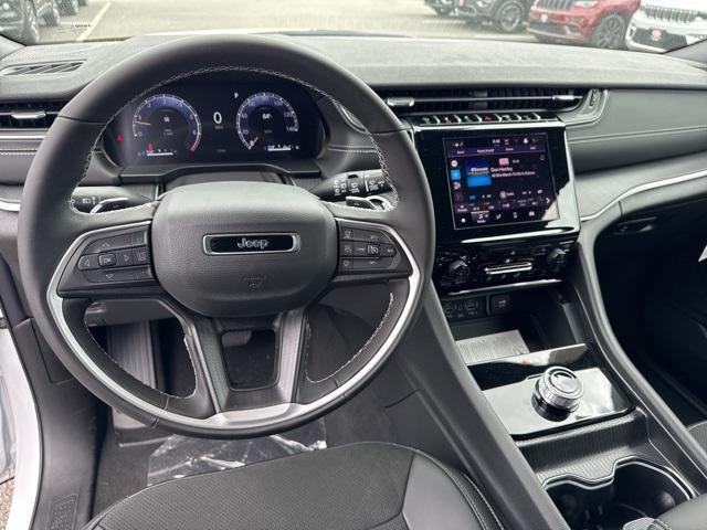 new 2025 Jeep Grand Cherokee L car, priced at $45,622