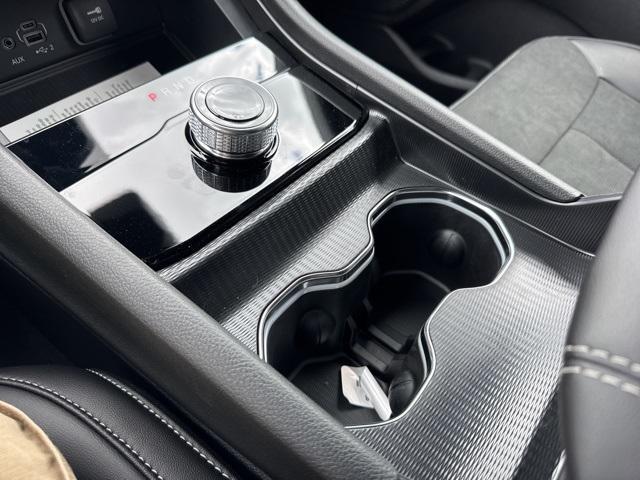 new 2025 Jeep Grand Cherokee L car, priced at $45,622