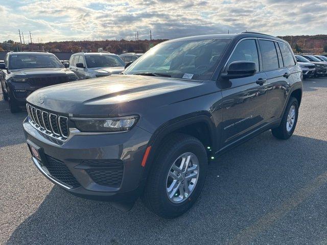 new 2025 Jeep Grand Cherokee car, priced at $42,715