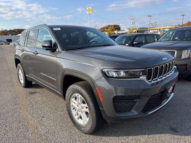 new 2025 Jeep Grand Cherokee car, priced at $42,715