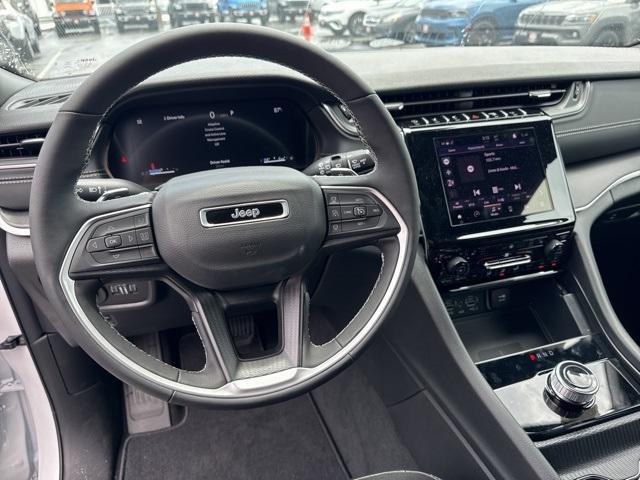 new 2025 Jeep Grand Cherokee car, priced at $47,130