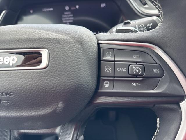 new 2025 Jeep Grand Cherokee car, priced at $47,130