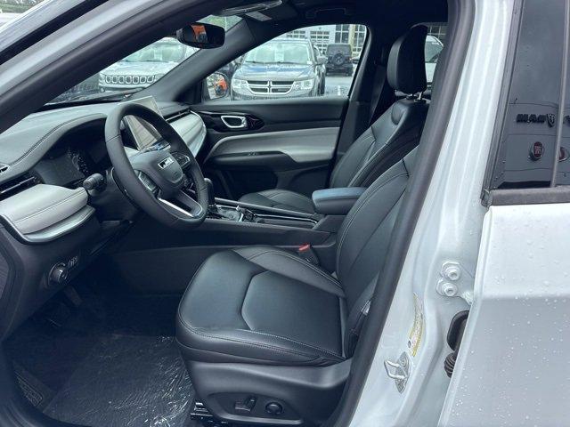new 2025 Jeep Compass car, priced at $32,648