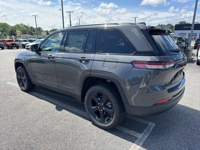 new 2025 Jeep Grand Cherokee car, priced at $48,375