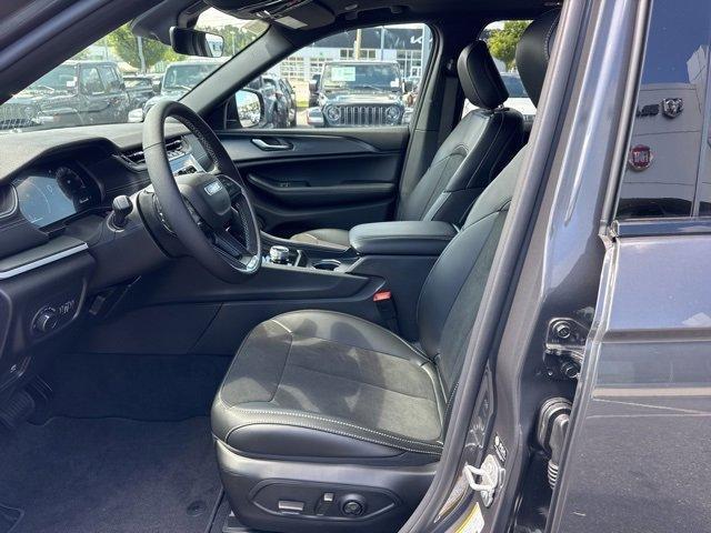 new 2025 Jeep Grand Cherokee car, priced at $48,375