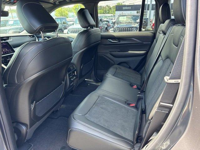 new 2025 Jeep Grand Cherokee car, priced at $48,375