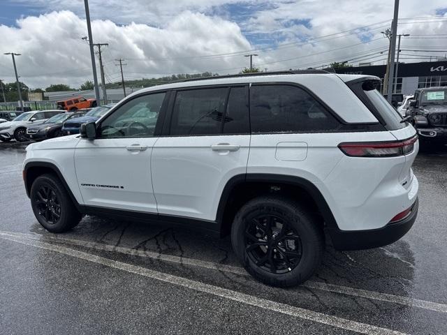 new 2025 Jeep Grand Cherokee car, priced at $42,115
