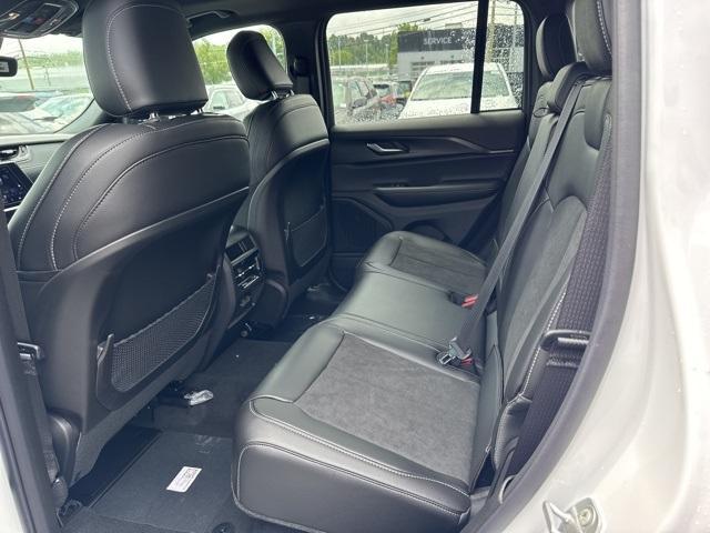 new 2025 Jeep Grand Cherokee car, priced at $42,115