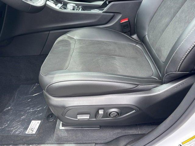 new 2025 Jeep Grand Cherokee car, priced at $42,115
