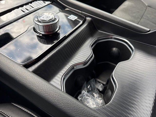 new 2025 Jeep Grand Cherokee car, priced at $42,115