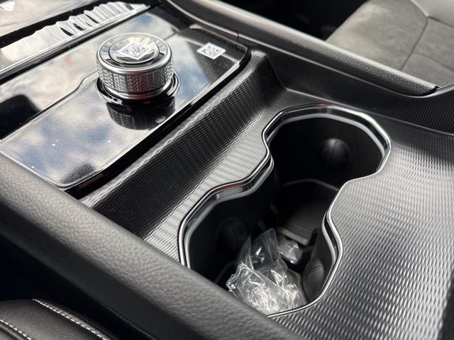 new 2025 Jeep Grand Cherokee car, priced at $42,115