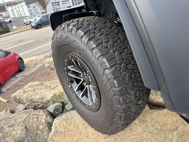 new 2025 Jeep Wrangler car, priced at $47,482