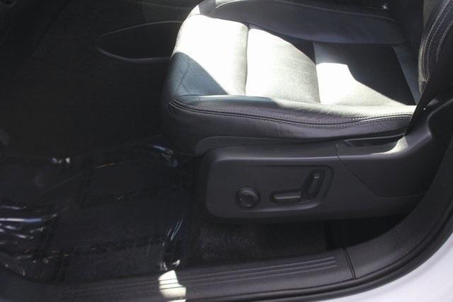 used 2019 Volvo XC40 car, priced at $14,999