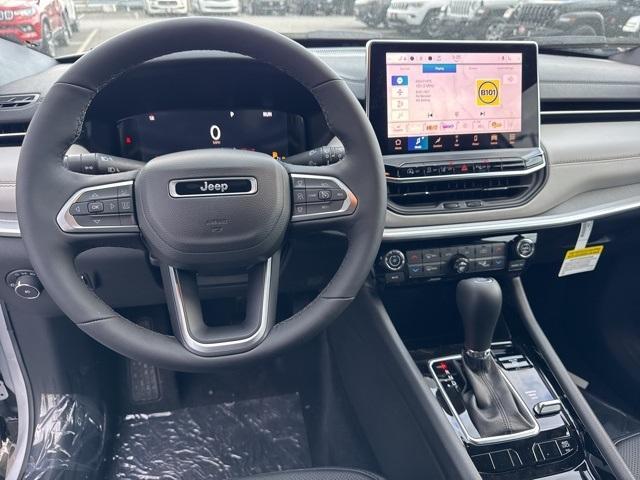 new 2025 Jeep Compass car, priced at $36,918